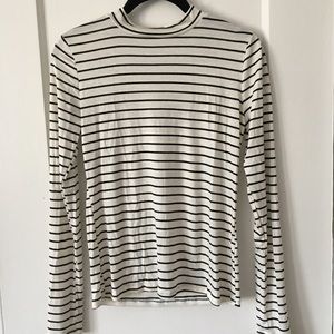 Lightweight Striped Mockneck top